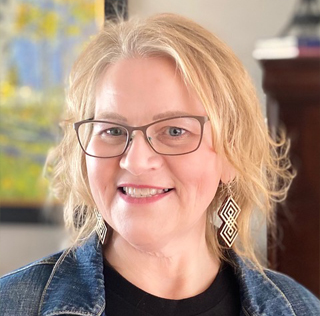 picture of Dr. Elizabeth Kolmstetter
